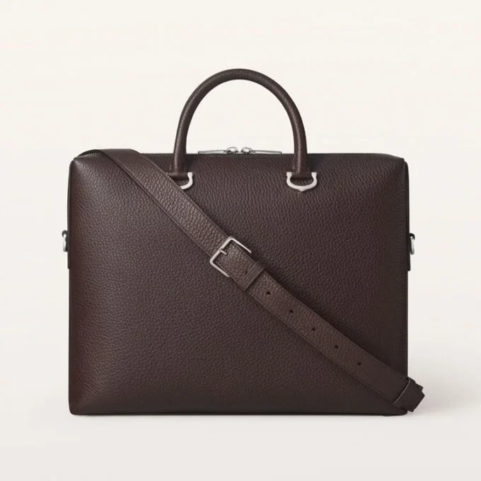 Briefcase, Must
