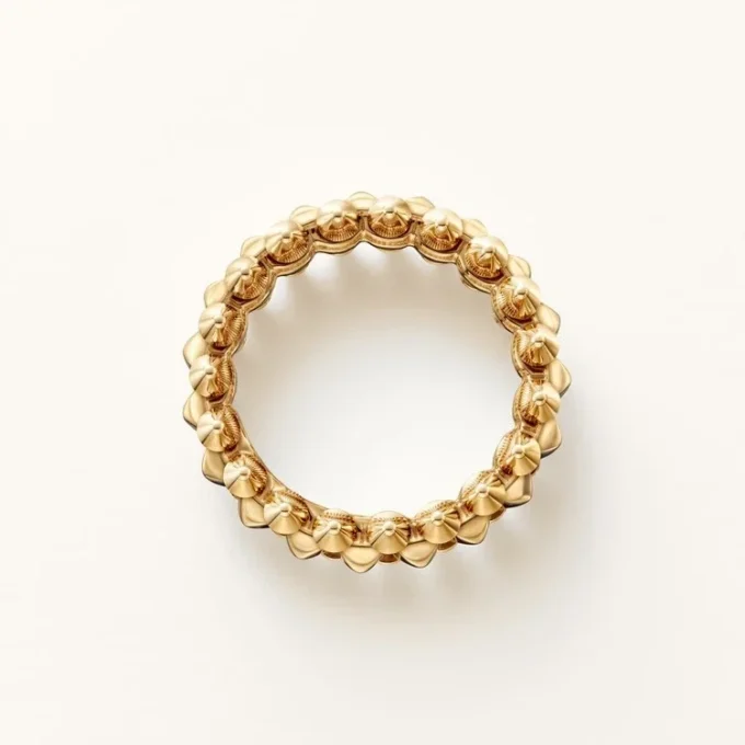 Clash De Cartier Ring, Medium Model