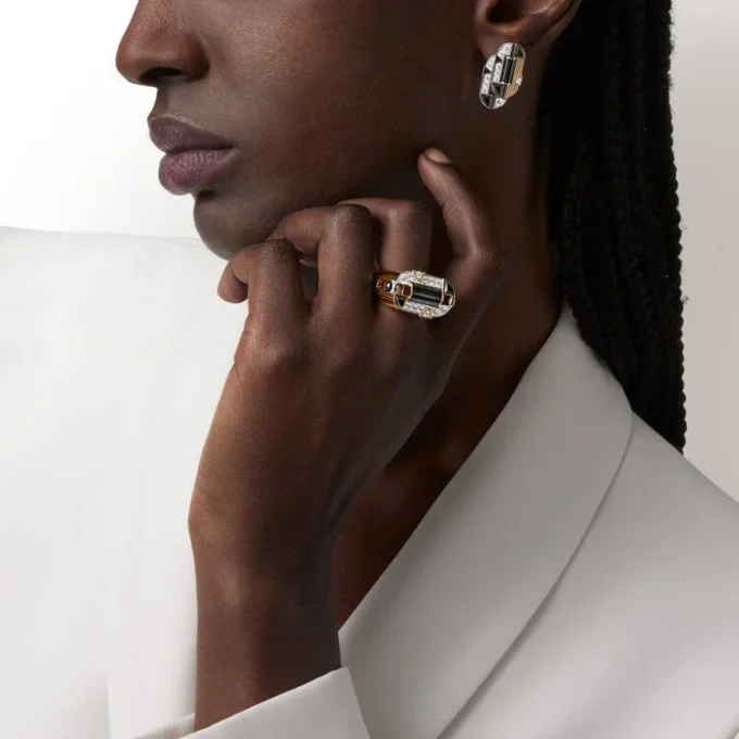 Geometrie & Contrastes Ring, Onyx, Paved Geometrie & Contrastes Ring, Onyx, Paved