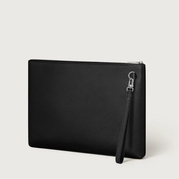 Large Pouch, Must