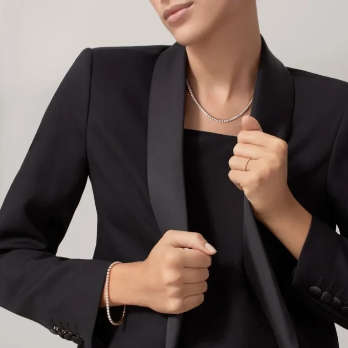 Lignes Essentielles Necklace, Brilliant-Cut Diamonds