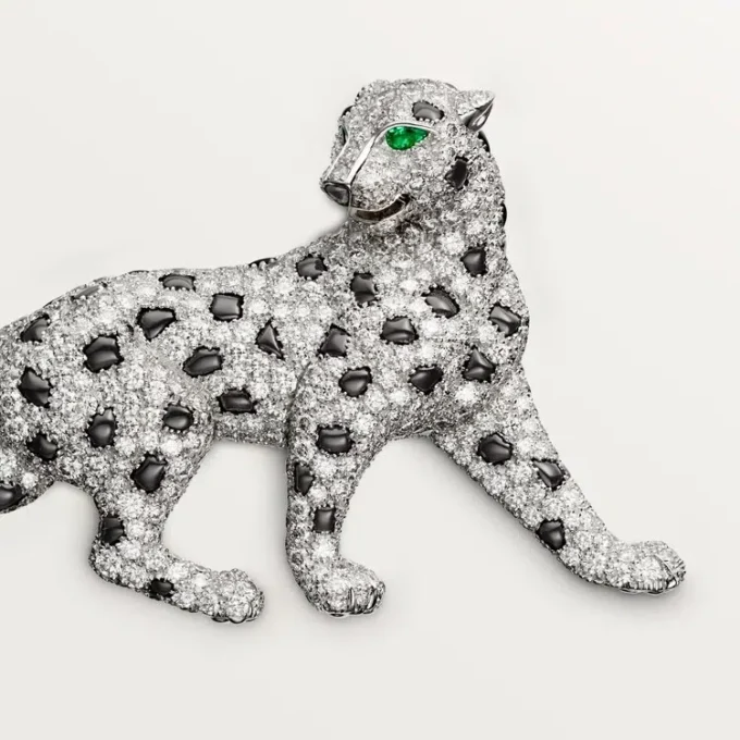 Panthere De Cartier Brooch – White Gold, Emeralds, Onyx, Diamonds – Cartier