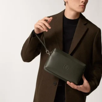 Pouch, Must