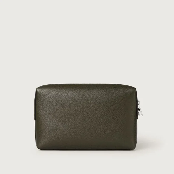 Pouch, Must